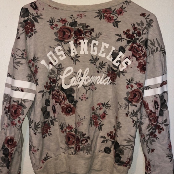 Sweatshirt - Picture 1 of 2